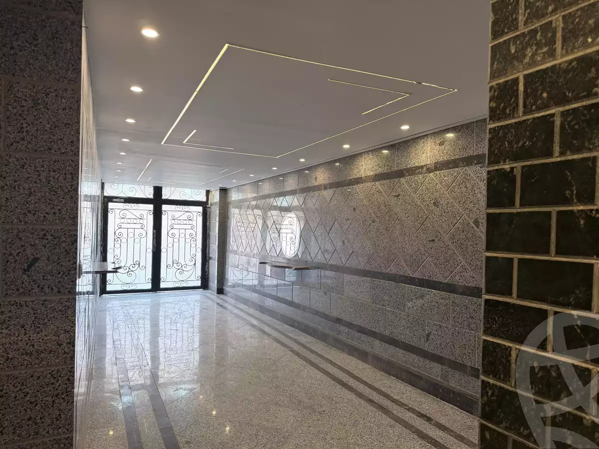 https://aqarmap.com.eg/en/listing/6458997-for-sale-cairo-nasr-city-hay-el-waha-shr-lkhmsyn