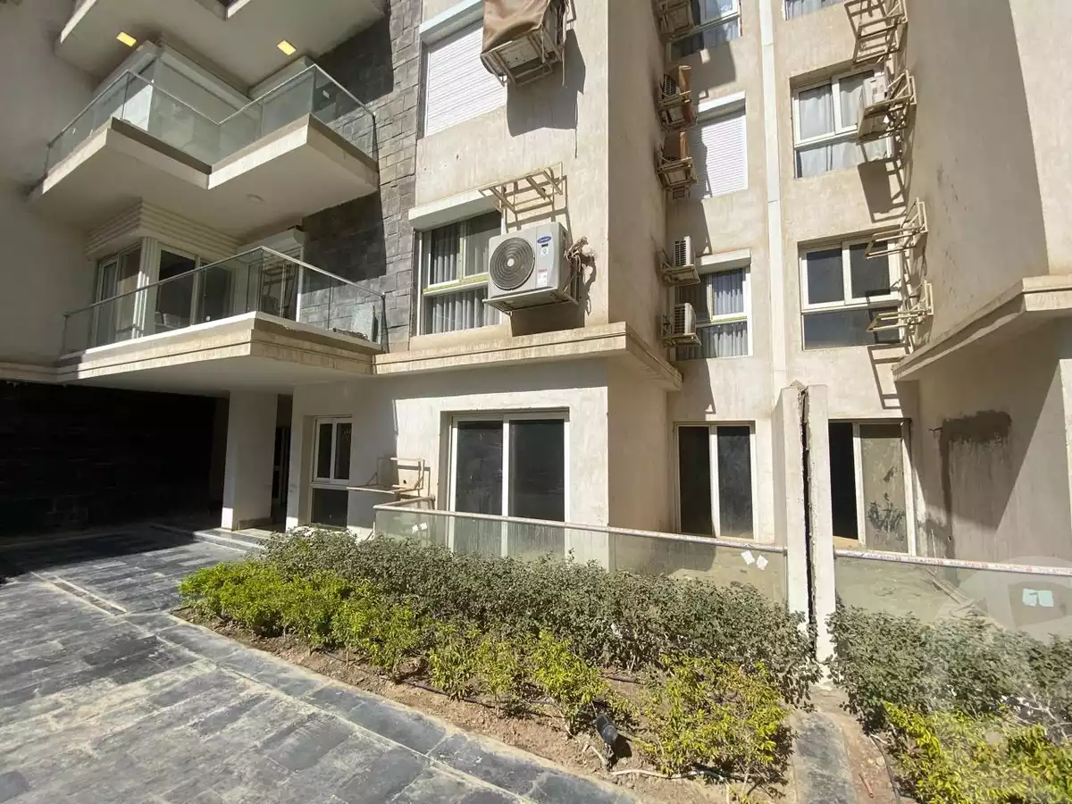 https://aqarmap.com.eg/en/listing/6459303-for-sale-cairo-new-cairo-compounds-mwntn-fyw-y-syty-club-park-mountain-view-icity