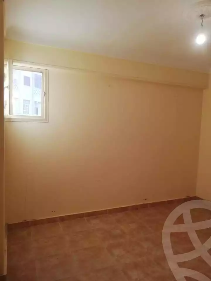 https://aqarmap.com.eg/en/listing/6464937-for-sale-alexandria-sydy-bshr-sydy-bshr-bhry-abo-rdees-st