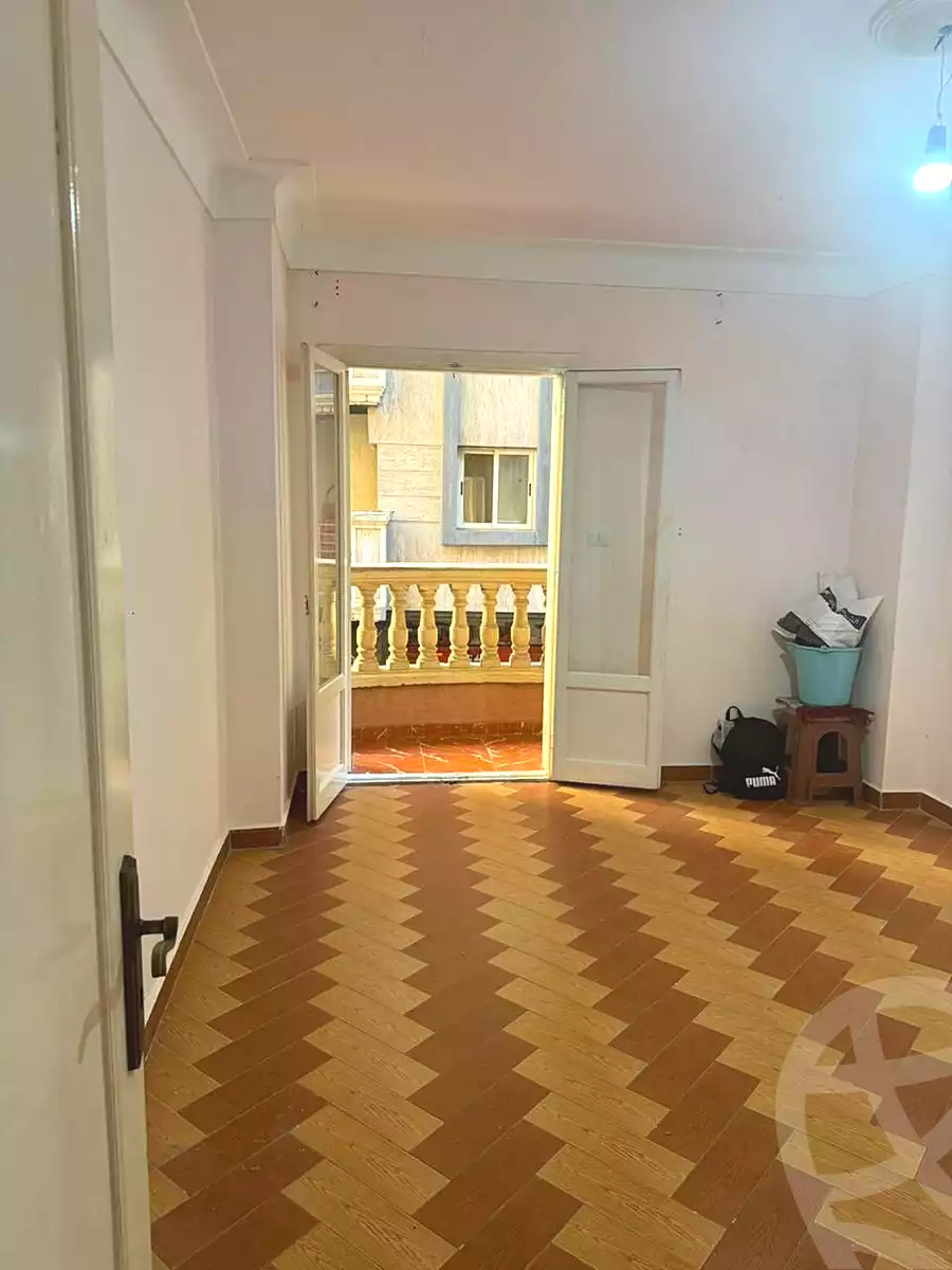 https://aqarmap.com.eg/ar/listing/6468559-for-rent-alexandria-ganaklis-shr-mrtdy-bsh
