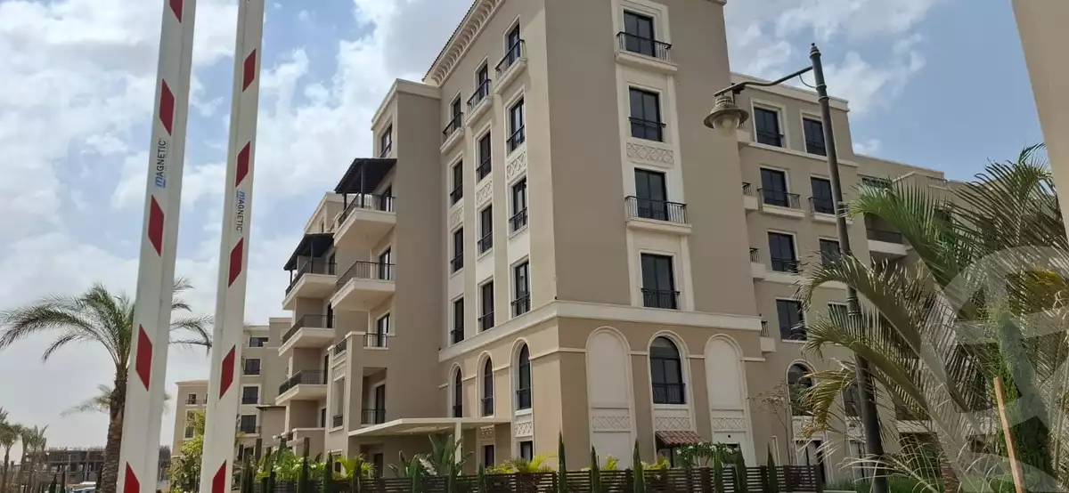https://aqarmap.com.eg/en/listing/6471079-for-sale-cairo-el-sheikh-zayed-city-compounds-kmbwnd-fyldj-wyst-dr-llttwyr