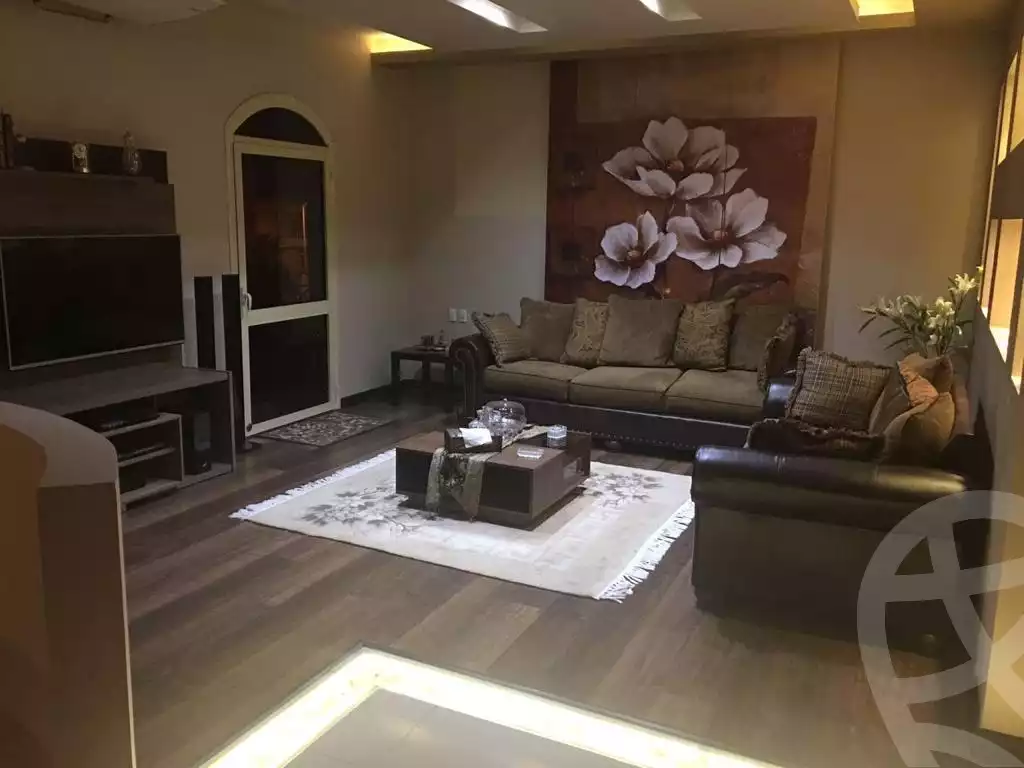 https://aqarmap.com.eg/ar/listing/6473549-for-sale-cairo-el-sheikh-zayed-city-compounds-el-yasmeen-compound