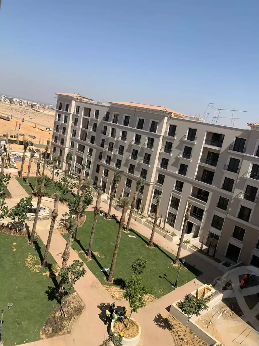 https://aqarmap.com.eg/en/listing/6477210-for-sale-cairo-el-sheikh-zayed-city-compounds-kmbwnd-fyldj-wyst-dr-llttwyr