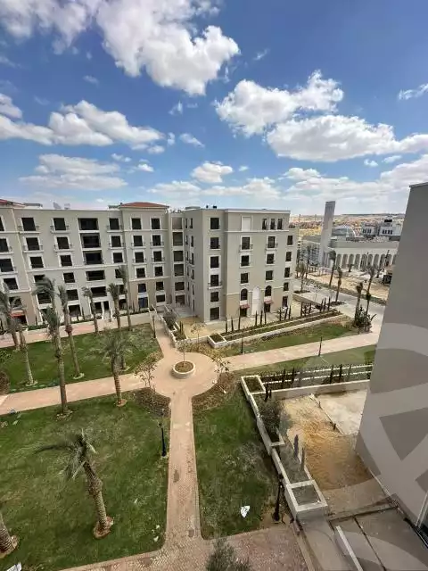 https://aqarmap.com.eg/en/listing/6477361-for-rent-cairo-el-sheikh-zayed-city-compounds-kmbwnd-fyldj-wyst-dr-llttwyr