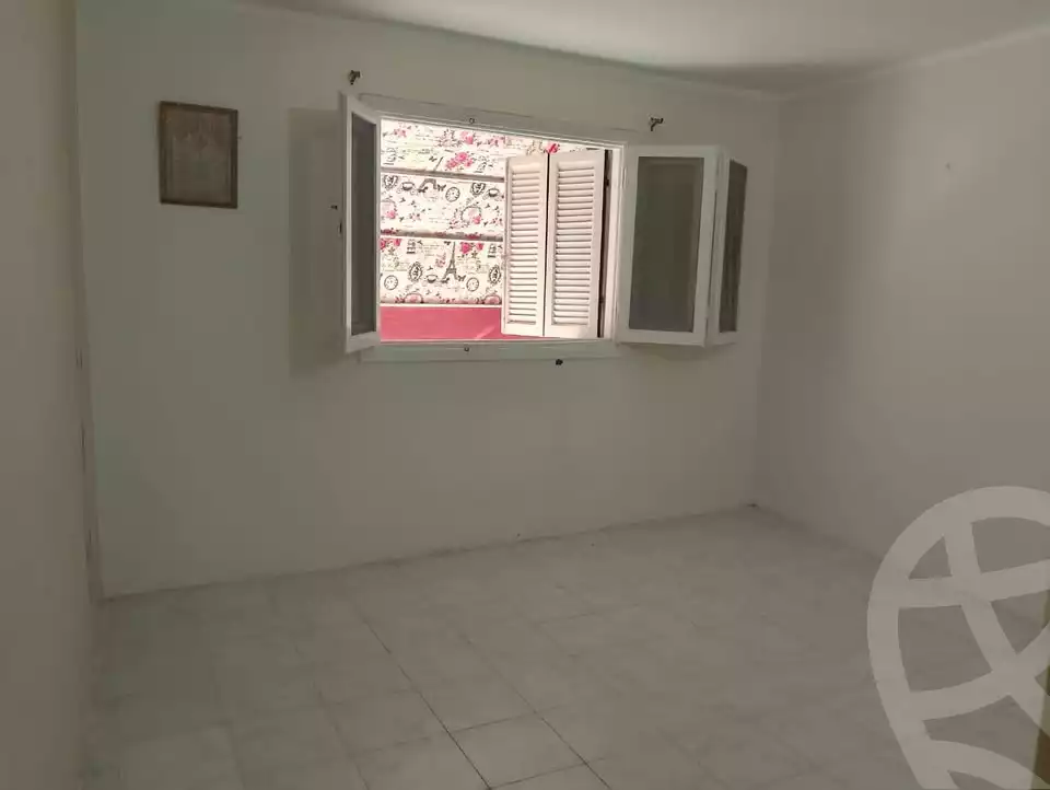 https://aqarmap.com.eg/ar/listing/6478969-for-sale-alexandria-l-jmy-lbytsh-al-aeda-al-kadema-st
