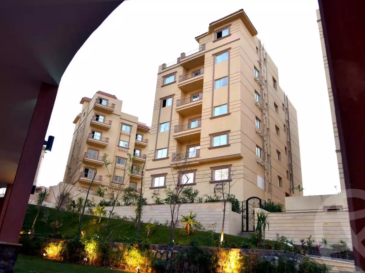 https://aqarmap.com.eg/en/listing/6477345-for-sale-cairo-new-cairo-compounds-family-city