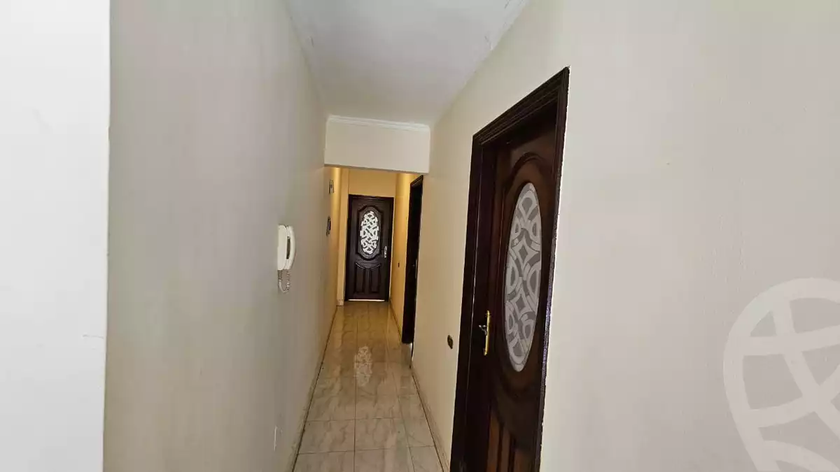 https://aqarmap.com.eg/en/listing/6480684-for-sale-cairo-el-sheikh-zayed-city-el-hay-elsabeaa-lhy-lsb