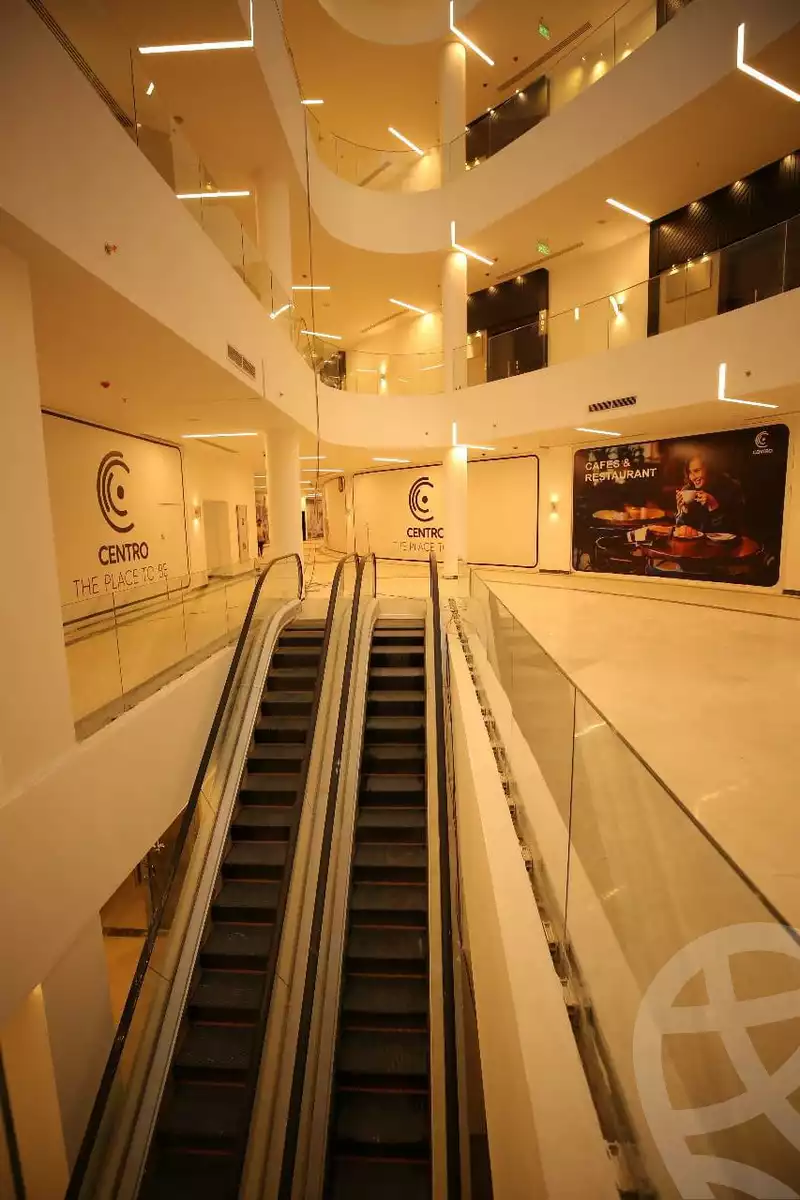 https://aqarmap.com.eg/en/listing/6480856-for-sale-cairo-new-cairo-compounds-centro-clavo-mall-smart-group