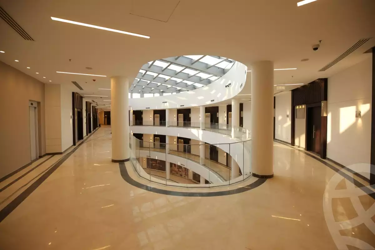 https://aqarmap.com.eg/en/listing/6480856-for-sale-cairo-new-cairo-compounds-centro-clavo-mall-smart-group