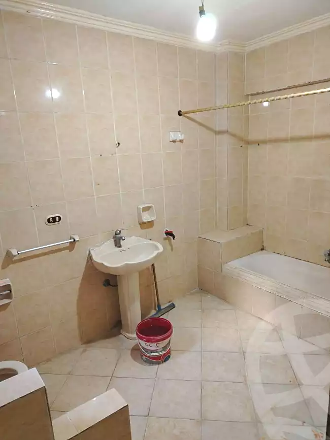 https://aqarmap.com.eg/ar/listing/6482803-for-sale-alexandria-l-jmy-lbytsh-ain-shams-st