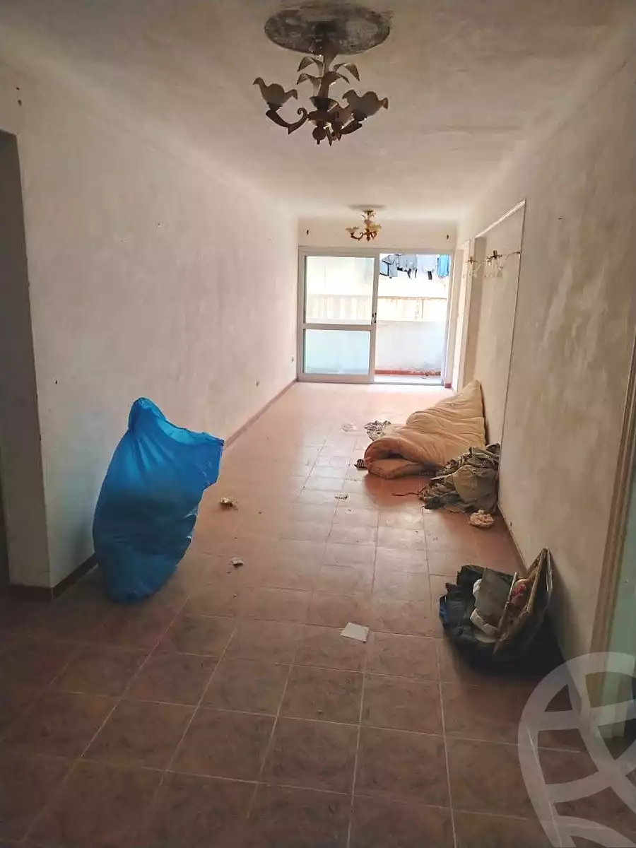 https://aqarmap.com.eg/ar/listing/6486685-for-sale-alexandria-l-jmy-lbytsh-ain-shams-st