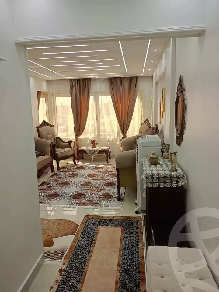 https://aqarmap.com.eg/ar/listing/6489012-for-sale-cairo-el-haram-shareaa-khatem-el-morsalen