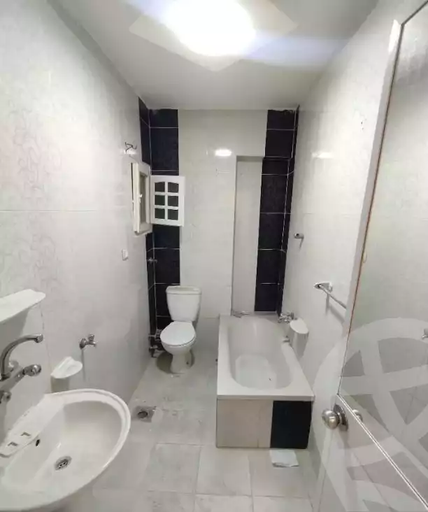 https://aqarmap.com.eg/ar/listing/6490309-for-sale-alexandria-lsywf-el-falki-street-16-el-eslah