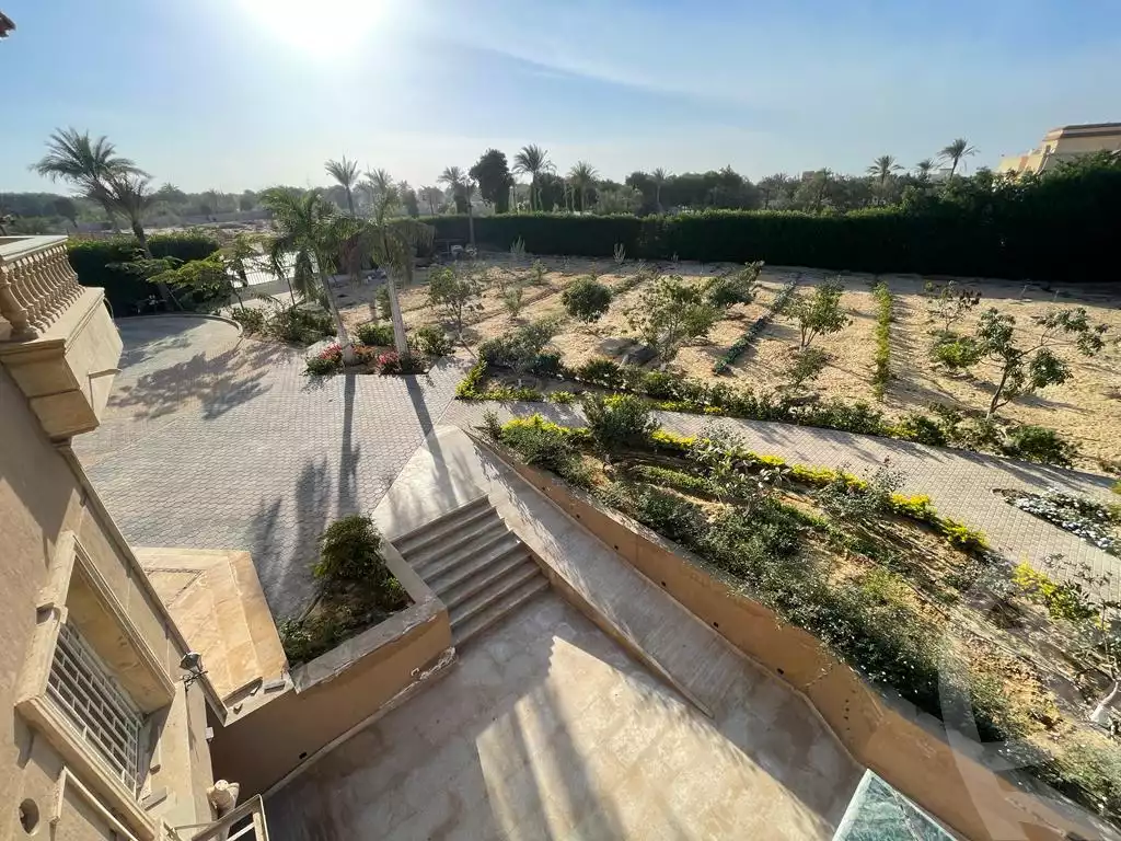 https://aqarmap.com.eg/ar/listing/6496105-for-sale-alexandria-cairo-alexandria-desert-road-compounds-merosa