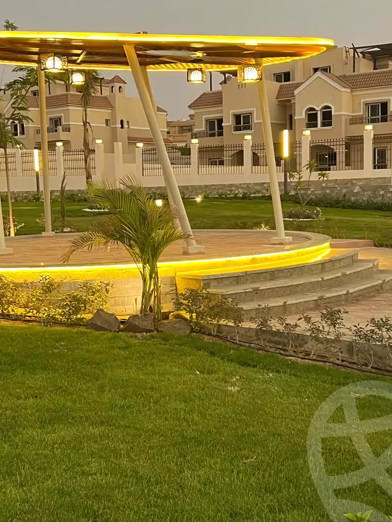 https://aqarmap.com.eg/ar/listing/6497308-for-sale-cairo-el-sheikh-zayed-city-compounds-el-khamayel
