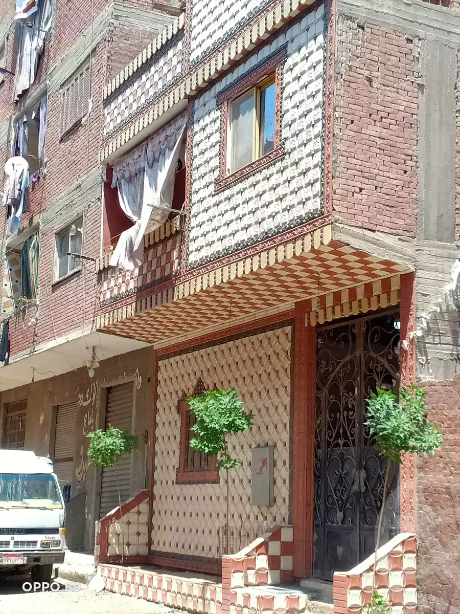 https://aqarmap.com.eg/en/listing/6499583-for-sale-cairo-ain-shams-ain-shams-el-sharkia-el-eshrein-stt
