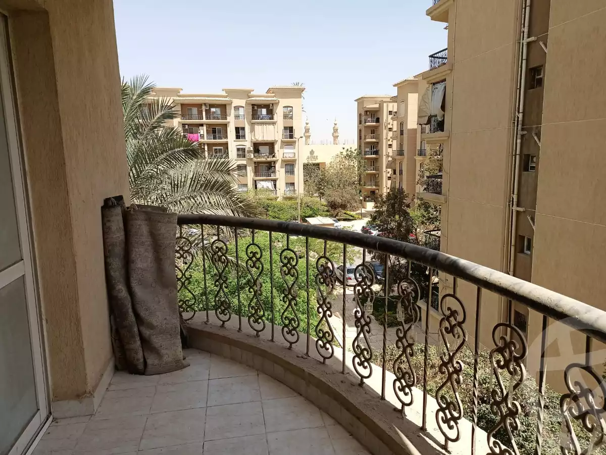 https://aqarmap.com.eg/en/listing/6499914-for-sale-cairo-new-cairo-lrhb-city-phase-8