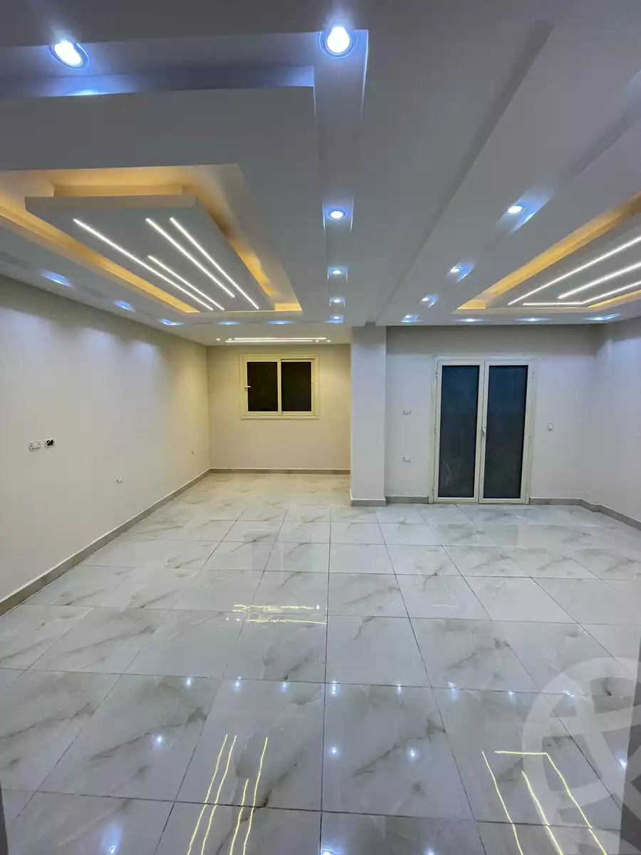 https://aqarmap.com.eg/ar/listing/6500940-for-sale-cairo-el-sheikh-zayed-city-el-hay-elthamen-area-3