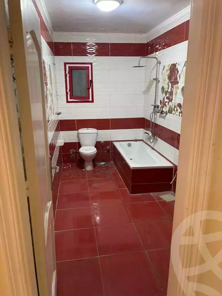 https://aqarmap.com.eg/en/listing/6501890-for-sale-alexandria-ganaklis