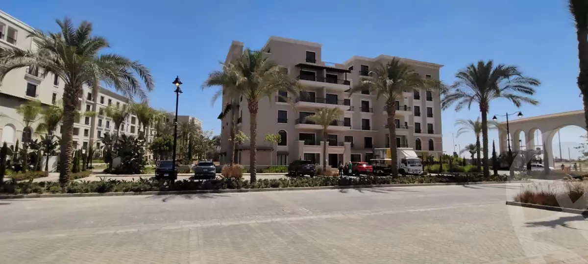 https://aqarmap.com.eg/en/listing/6502973-for-sale-cairo-el-sheikh-zayed-city-compounds-kmbwnd-fyldj-wyst-dr-llttwyr