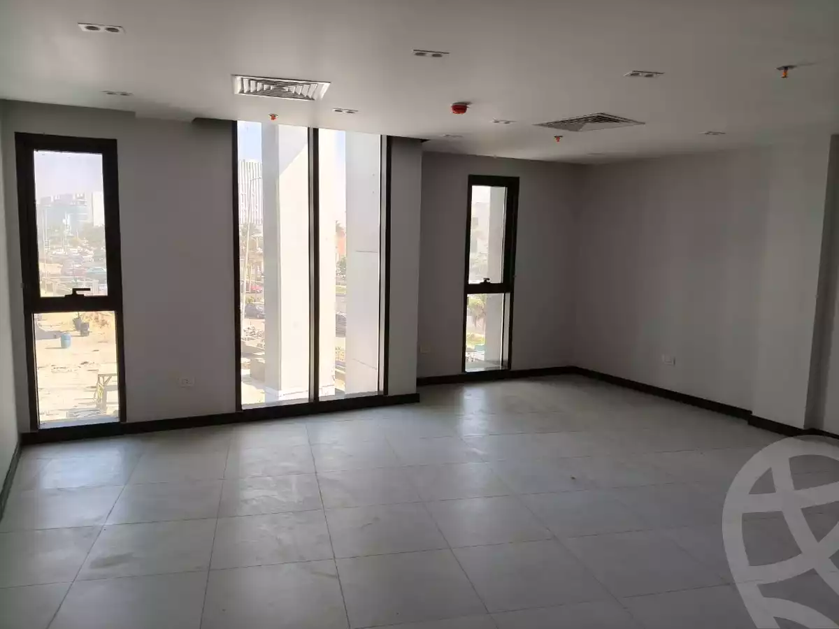 https://aqarmap.com.eg/ar/listing/6503069-for-rent-cairo-el-sheikh-zayed-city-compounds-central-avenue-mall-mabany-edris