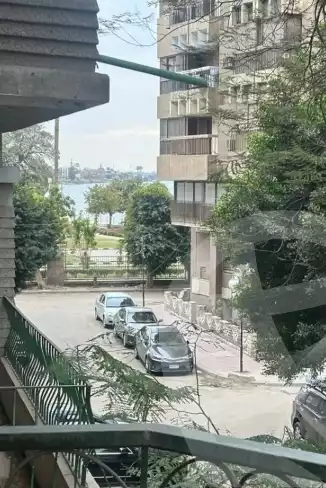 https://aqarmap.com.eg/ar/listing/6505032-for-rent-cairo-manial-el-rawda-st