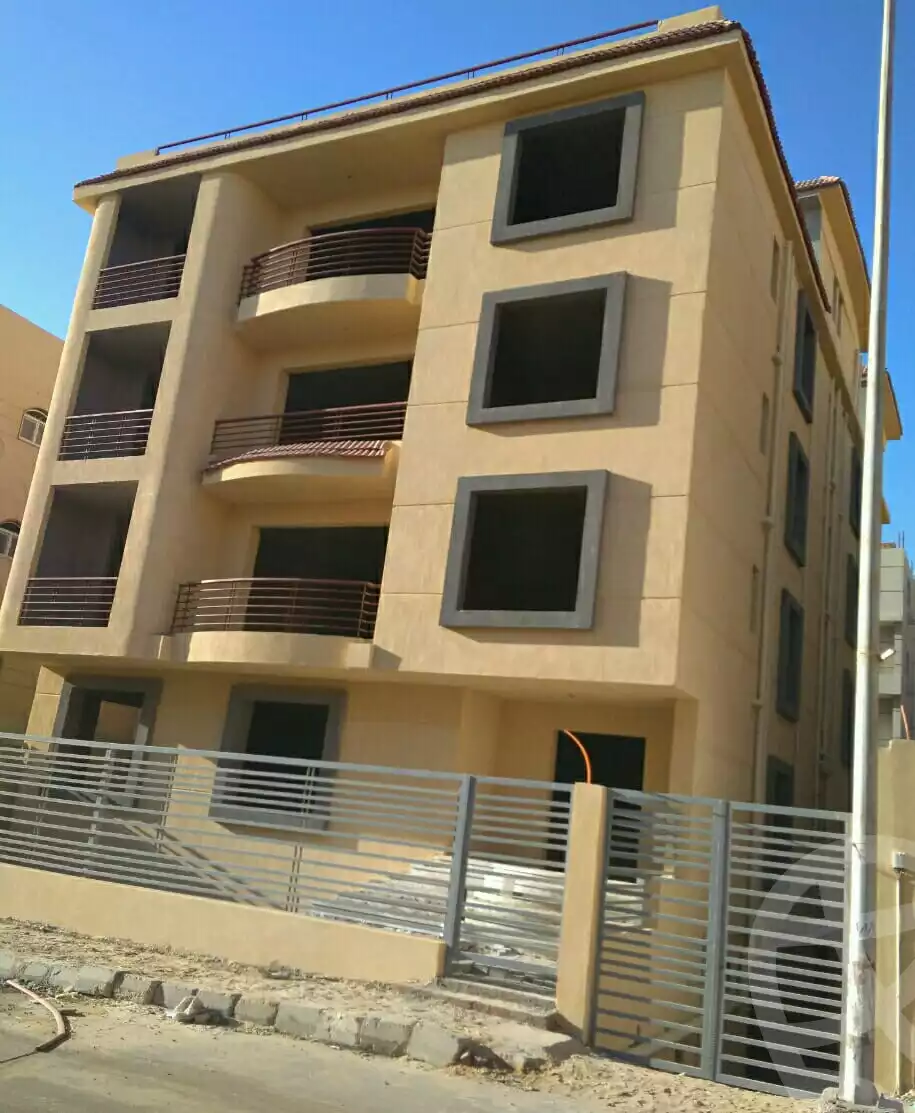 https://aqarmap.com.eg/en/listing/6506313-for-sale-cairo-el-sheikh-zayed-city-el-hay-el-hady-ashaer-area-1-street-10