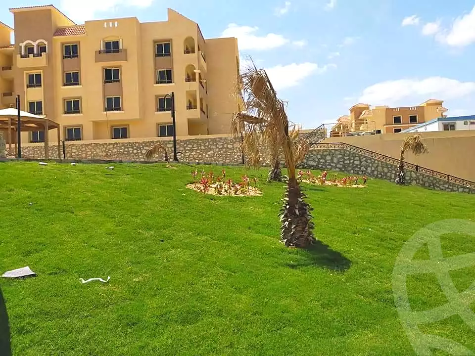 https://aqarmap.com.eg/ar/listing/6506463-for-sale-cairo-el-sheikh-zayed-city-compounds-el-khamayel