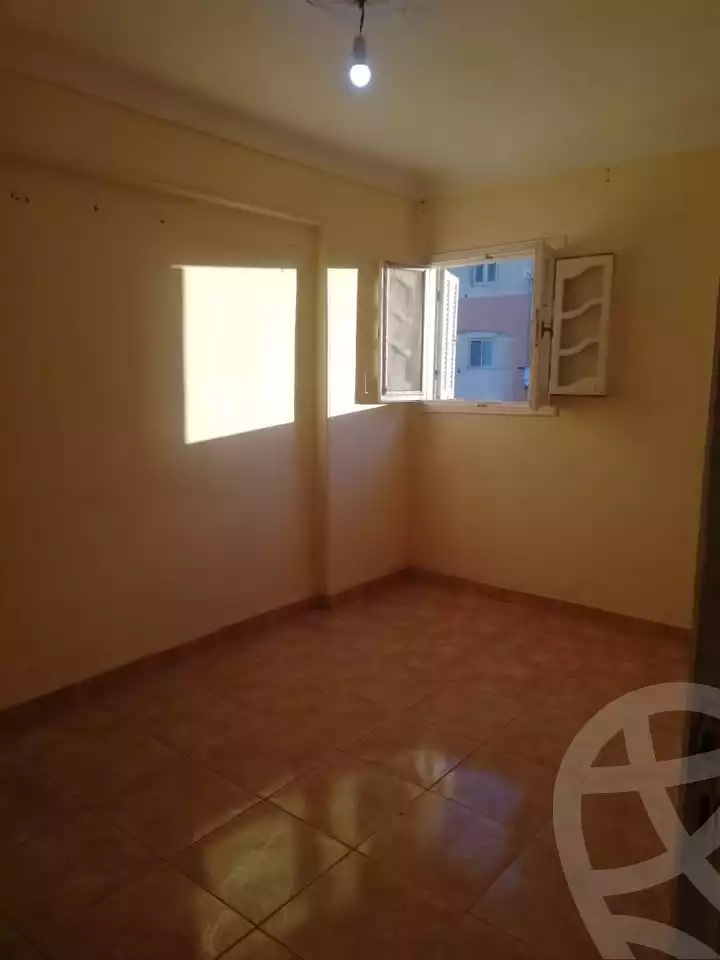 https://aqarmap.com.eg/en/listing/6507644-for-sale-alexandria-sydy-bshr-sydy-bshr-bhry-abo-rdees-st