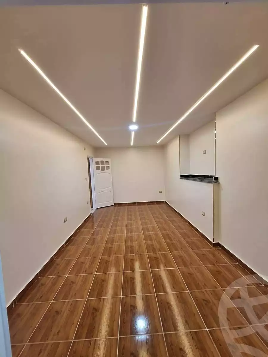 https://aqarmap.com.eg/ar/listing/6509144-for-sale-alexandria-miami-el-sayed-radwan-st