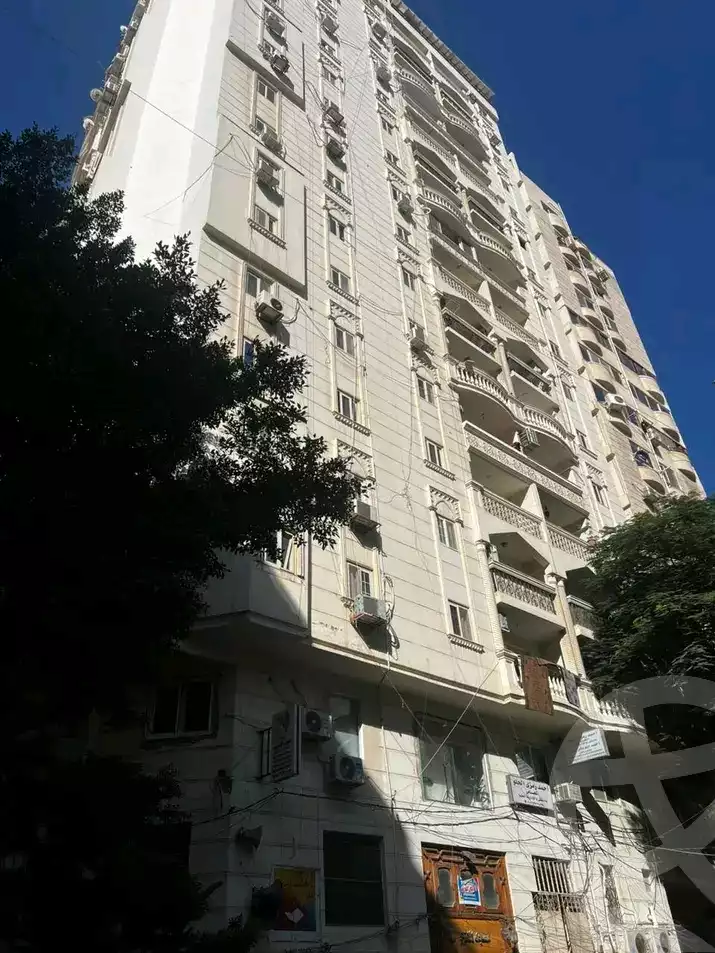 https://aqarmap.com.eg/ar/listing/6512549-for-sale-alexandria-ganaklis-shr-bw-qyr-tryq-lhry