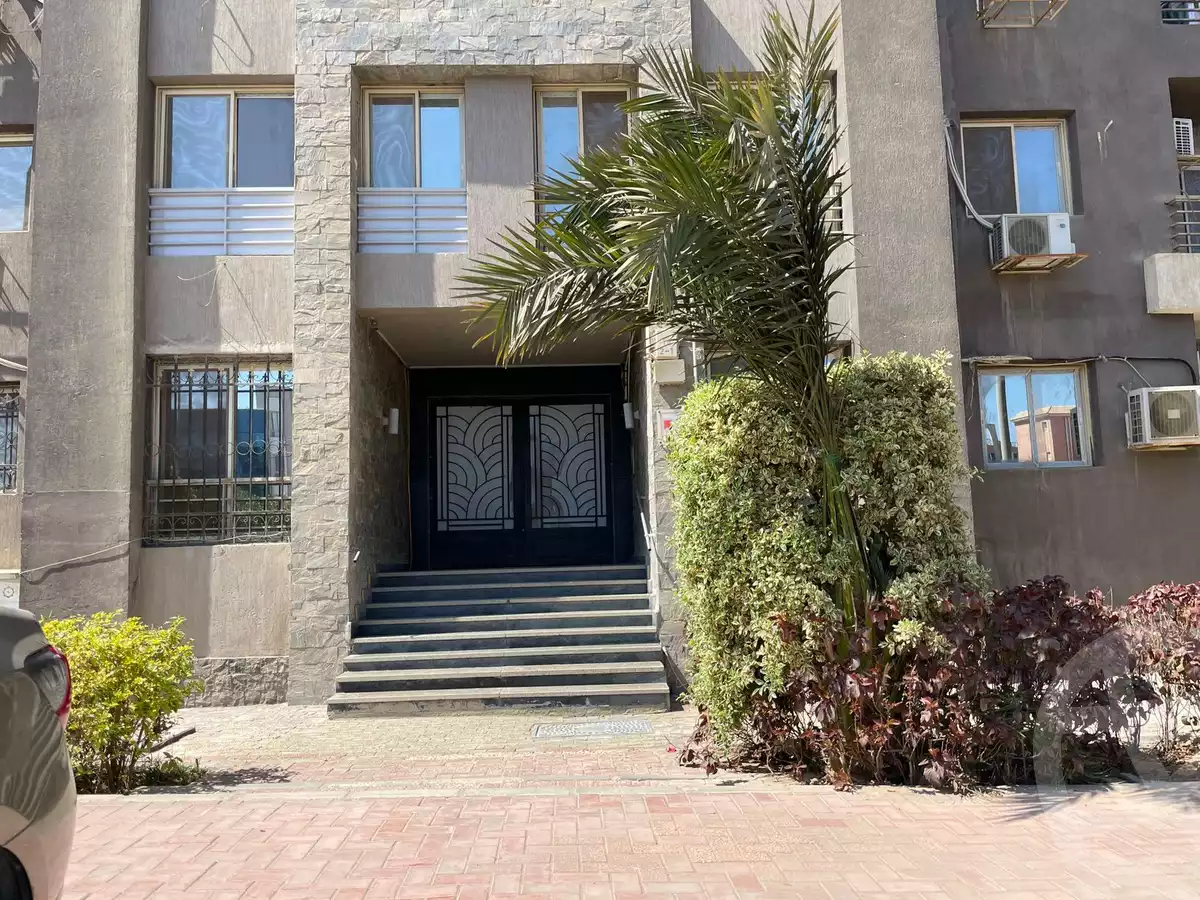 https://aqarmap.com.eg/en/listing/6517562-for-sale-cairo-el-sheikh-zayed-city-compounds-dr-msr