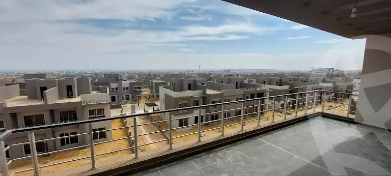 https://aqarmap.com.eg/en/listing/6517865-for-sale-cairo-el-sheikh-zayed-city-compounds-etapa