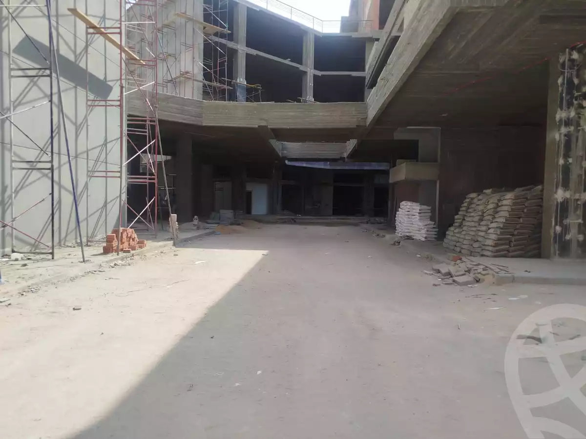 https://aqarmap.com.eg/ar/listing/6519462-for-sale-cairo-6th-of-october-compounds-west-el-balad-mall-oad