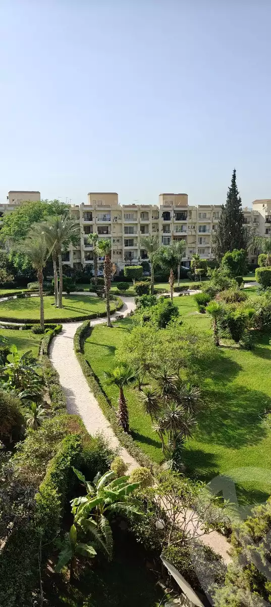 https://aqarmap.com.eg/en/listing/6520123-for-sale-cairo-el-sheikh-zayed-city-compounds-zayed-2000
