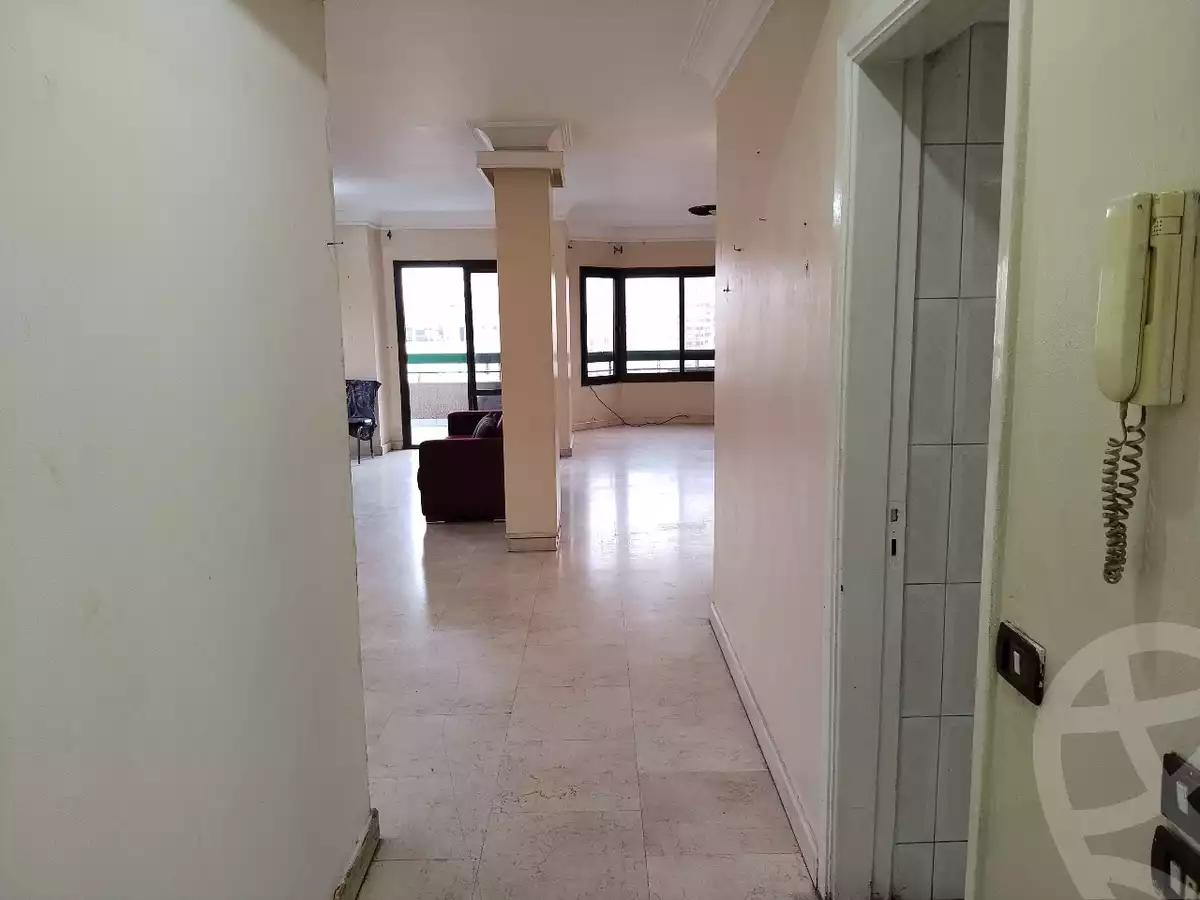 https://aqarmap.com.eg/ar/listing/6520356-for-rent-cairo-nasr-city-8th-zone-abd-el-hameed-lotfy-st
