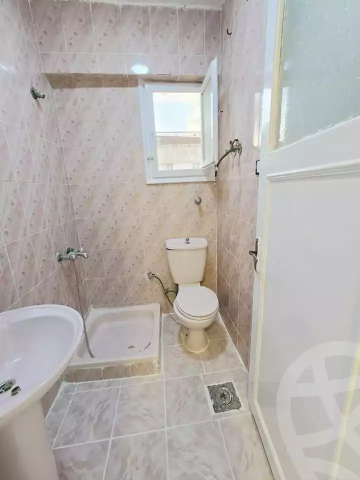 https://aqarmap.com.eg/ar/listing/6520436-for-sale-alexandria-l-jmy-shataa-el-nakheel-street-57