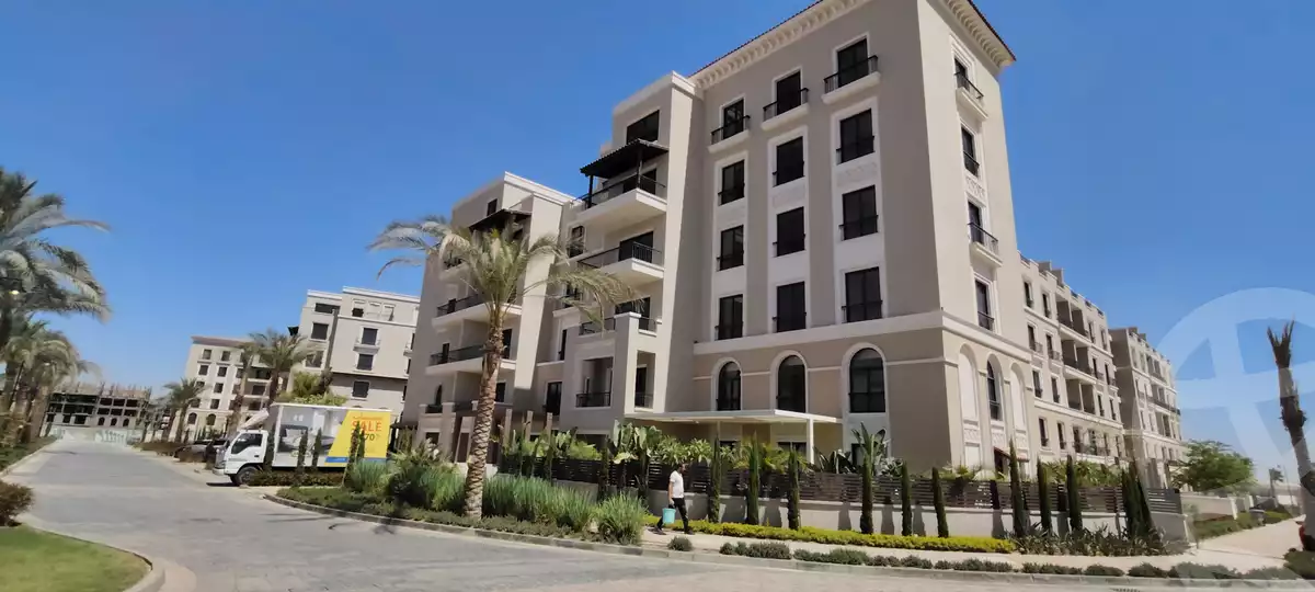 https://aqarmap.com.eg/en/listing/6522070-for-sale-cairo-el-sheikh-zayed-city-compounds-kmbwnd-fyldj-wyst-dr-llttwyr