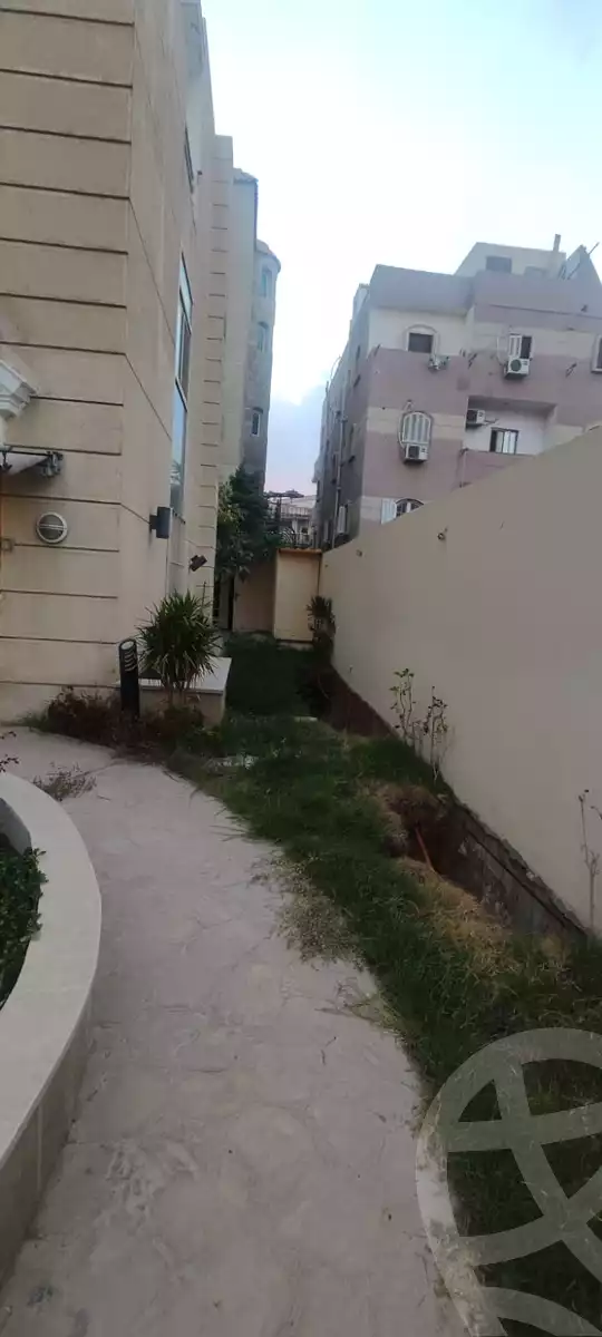 https://aqarmap.com.eg/ar/listing/6525854-for-rent-cairo-new-cairo-ganob-el-akadamiya-south-academy-a-zaid-ebn-haretha-st