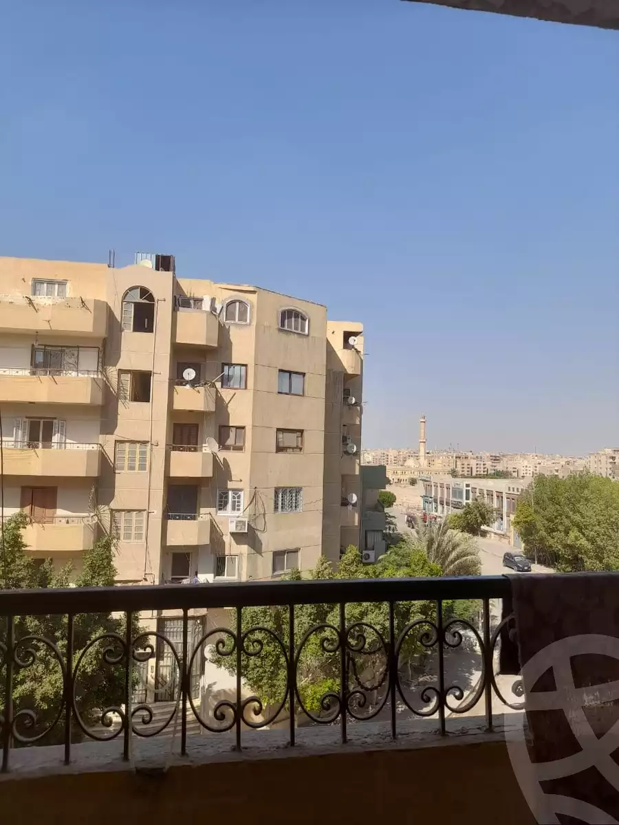 https://aqarmap.com.eg/ar/listing/6525982-for-rent-cairo-6th-of-october-el-ahyaa-neighborhood-4th-neighbourhood-1