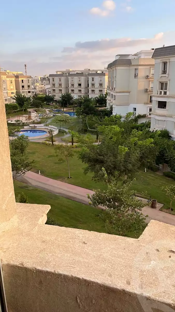 https://aqarmap.com.eg/en/listing/6525725-for-sale-cairo-new-cairo-compounds-mountain-view-hyde-park