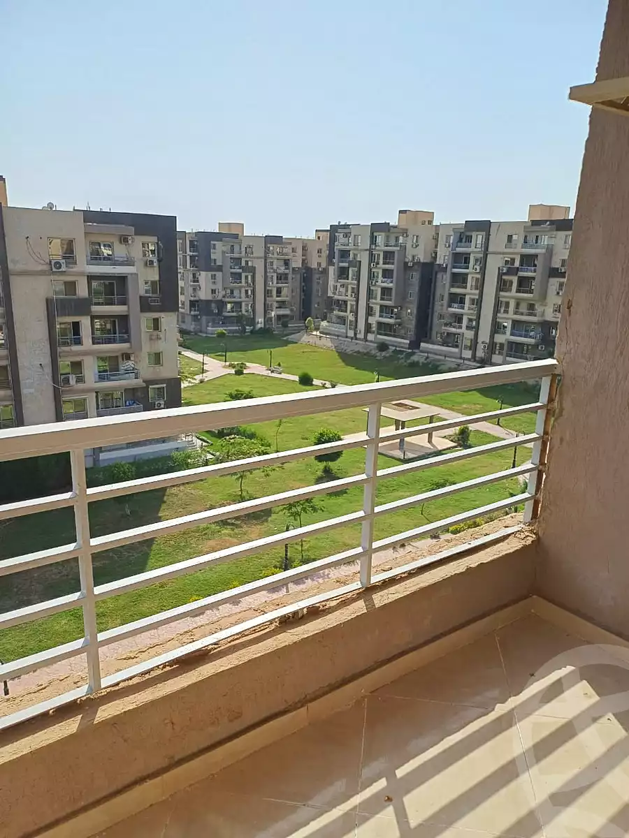https://aqarmap.com.eg/en/listing/6526074-for-sale-cairo-el-sheikh-zayed-city-compounds-dr-msr