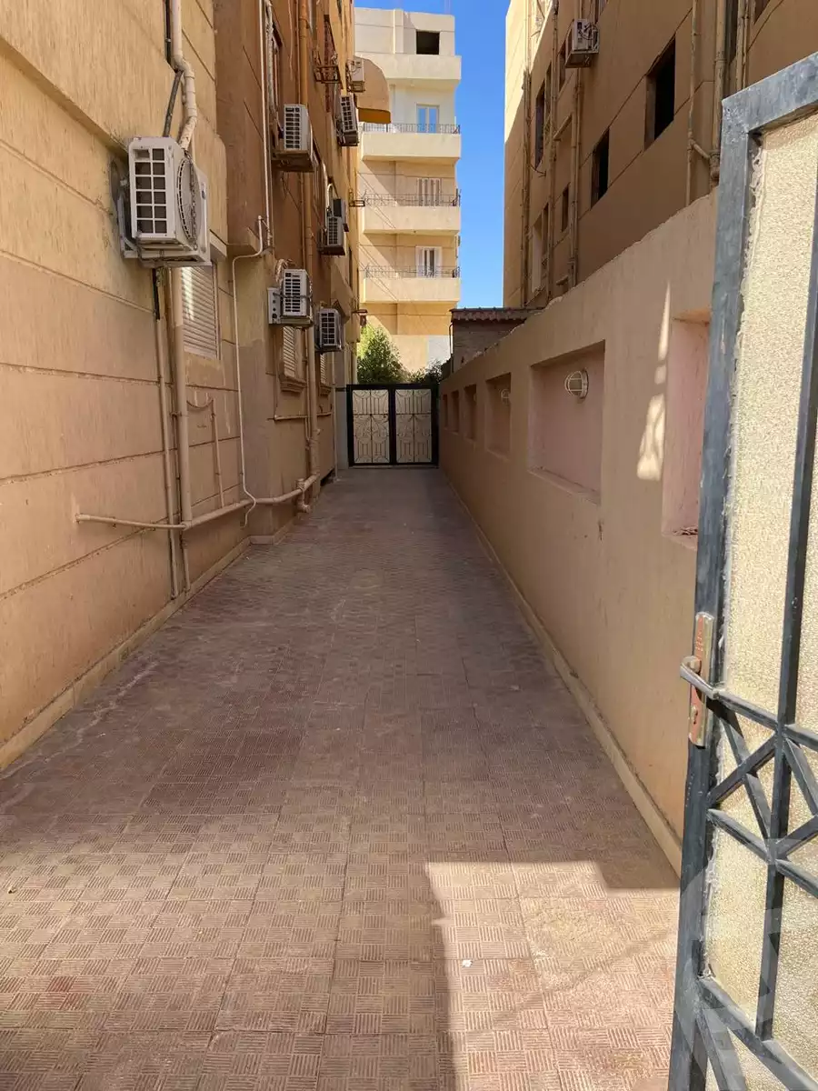 https://aqarmap.com.eg/en/listing/6526933-for-sale-cairo-el-shorouk-lmntq-lthmn-neighbourhood-3