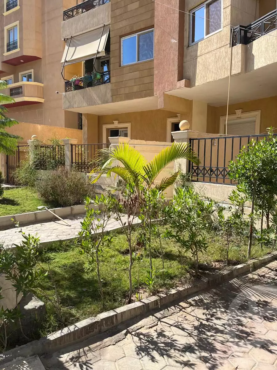 https://aqarmap.com.eg/en/listing/6526933-for-sale-cairo-el-shorouk-lmntq-lthmn-neighbourhood-3