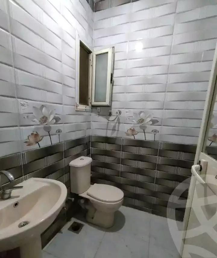 https://aqarmap.com.eg/ar/listing/6528620-for-sale-qalyubia-shubra-el-khaima-om-bayoumi