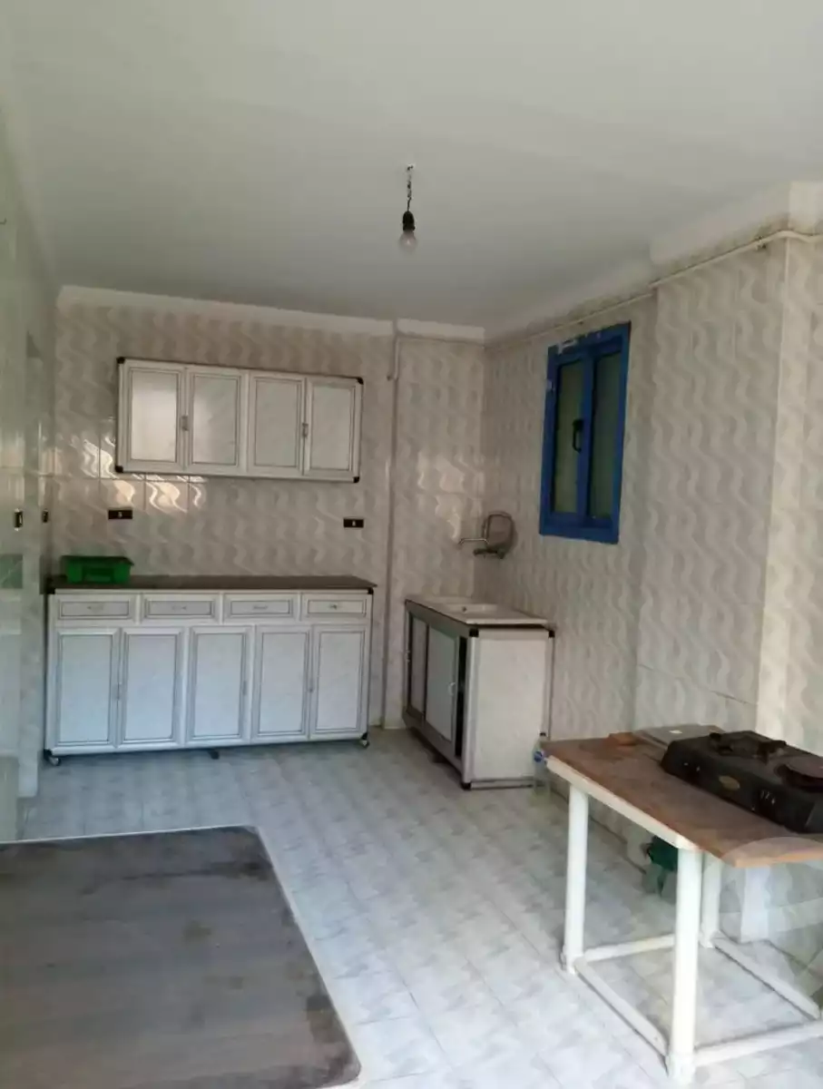 https://aqarmap.com.eg/ar/listing/6528979-for-sale-alexandria-el-asafra-l-sfr-bhry-edrees-st
