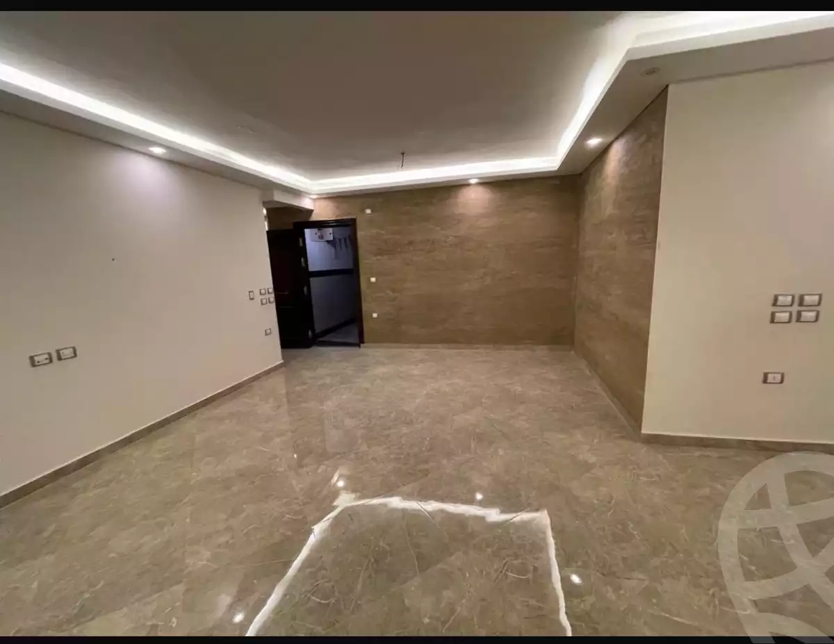 https://aqarmap.com.eg/en/listing/6529811-for-sale-cairo-el-sheikh-zayed-city-el-hay-elsades-ashaer