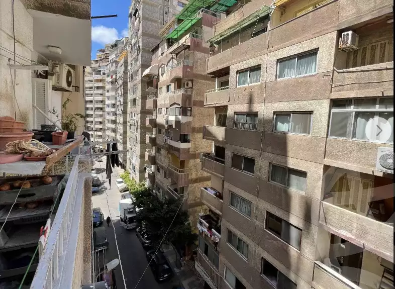 https://aqarmap.com.eg/ar/listing/6531091-for-sale-alexandria-smouha-tqsym-lqdh