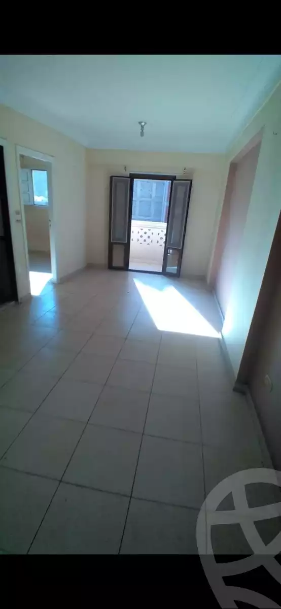 https://aqarmap.com.eg/ar/listing/6531167-for-sale-alexandria-sydy-bshr-sydy-bshr-bhry-shr-mhmwd-l-yswy
