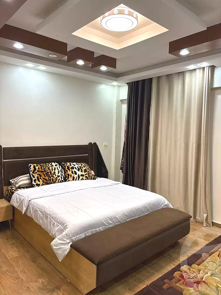 https://aqarmap.com.eg/ar/listing/6532732-for-rent-cairo-6th-of-october-compounds-jn-ktwbr